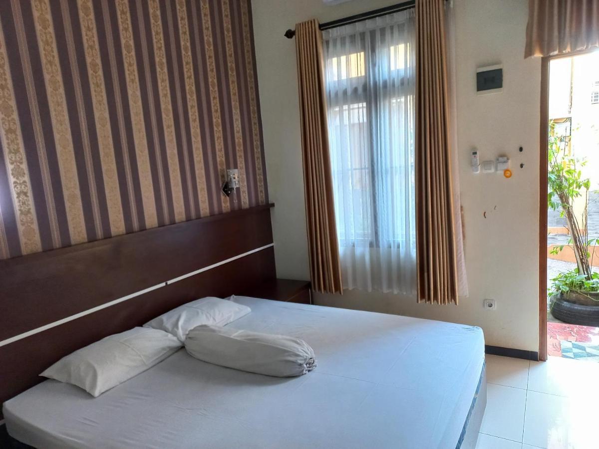 Riki Guesthouse Syari'Ah Jepara Eksteriør billede