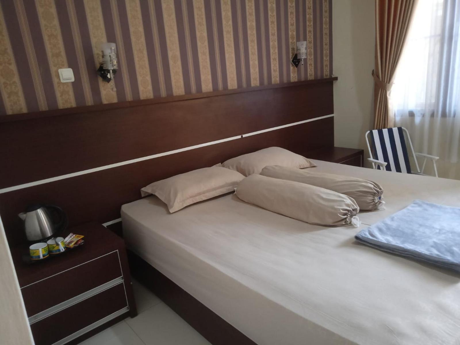 Riki Guesthouse Syari'Ah Jepara Eksteriør billede